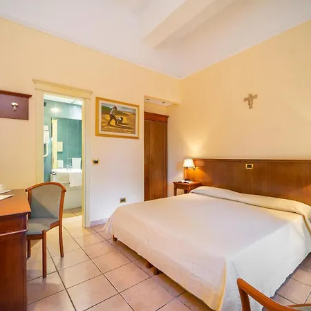 Santa Lucia 4*