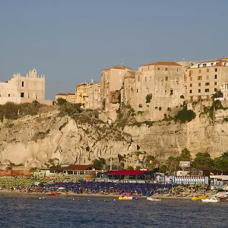Santa Lucia Hotel