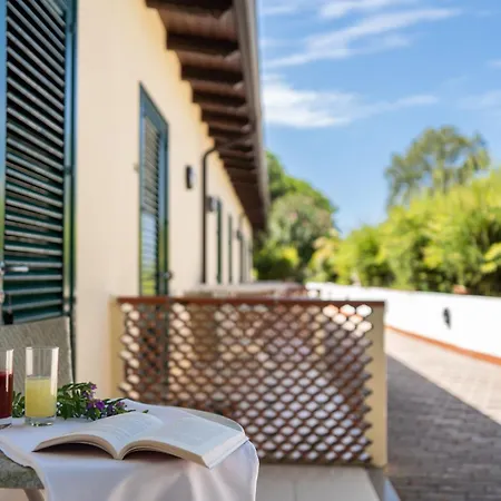 Santa Lucia Отель Паргелия