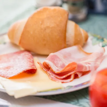 Отель Santa Lucia 4*