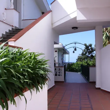 Santa Lucia Hotel Parghelia