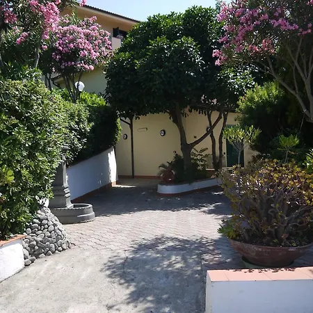 Hotel Santa Lucia 4*