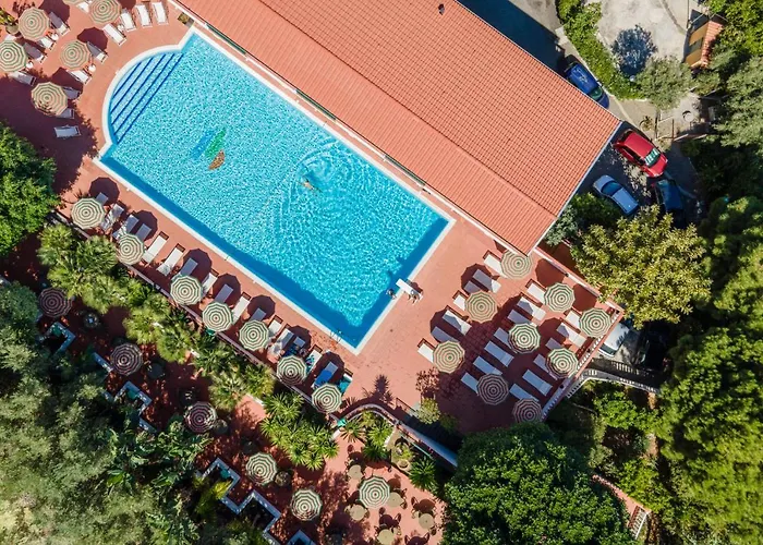 Santa Lucia Hotel 4*