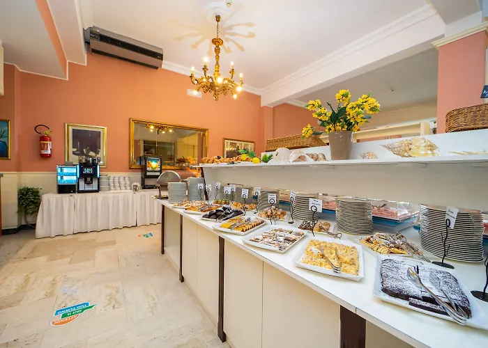 Santa Lucia Hotel 4*